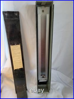 1923 5 Cent Hershey Milk Chocolate Bars Coin Op Vending Machine AMCO Chicago