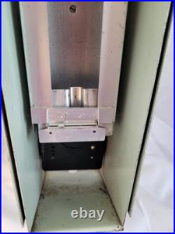 1923 5 Cent Hershey Milk Chocolate Bars Coin Op Vending Machine AMCO Chicago