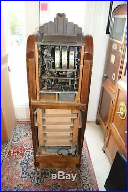 1937 Mills 25 Cent Golf Ball Vending Slot Machine Coin Operated Console Vendor