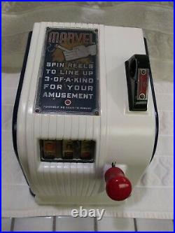 1940 Daval Marvel Cigarette Trade Stimulator Slot Machine Token Vending Coin Op