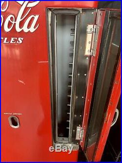 1950 Coke Vendo E110A NO Coin. Vertical Multi- Selection Coke Machine