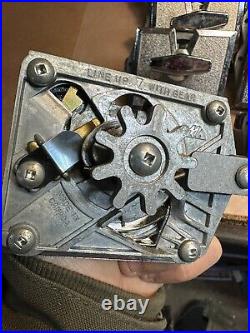 20 Beaver Rb 16 Vending Machine Coin Mech Mechanism 25cent Quarter Oak Tpico 20 Beaver Rb 16 Vending Machine Coin Mech Mechanism 25cent Quarter Oak Tpico