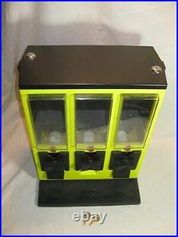 3 section quarter 25 cent vending machine coin operated gumball candy dispenser