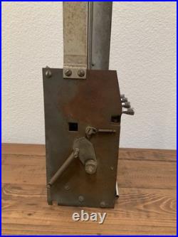 Adam's 1 Cent Vending Machine working with key