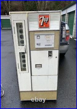 Antique 7-Up Vending Soda Machine Vendorlator Pop Mid Century Coin Bottles Old