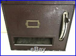 Antique BAZARTE 5 cent Cigar Vending Machine Dispenser Coin Op with Key