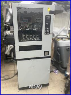 Automatic Products 7600 Snack Vending Machine