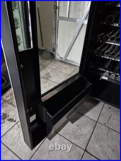 Automatic Products Snackshop AP113 Snack Vending Machine Up To 40 Selections