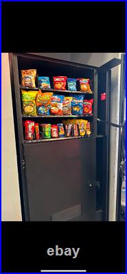 Brand New Combo Vending machine / With 60 options. Munchy Machine Brand New Combo Vending machine / With 60 options. Munchy Machine
