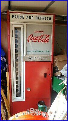 Coca cola vendo 44 vintage 1950's vending soda pop machine coin op Coke