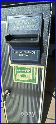 Coffee Inns CM-222 Coin Vending Machine Dollar $1 Changing Changer Laundromat