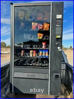 Commercial Coin Operated Lighted 38 Selections Snack Vending Machine