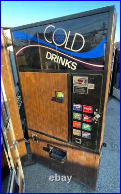 Dixie Narco 501 Canned Soda Vending Machine Great Price