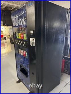 Dixie-Narco DN 501E T/SII-9 Refrigerated Can Soda Vending Machine Works Great