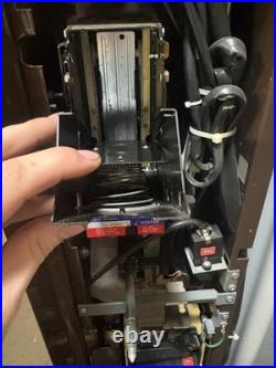 Dixie Narco DN501 Soda Vending Machine Coinco & MEI Bill & Coin Commercial