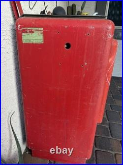 Glasco Coca-Cola Vintage Red Coin-Operated Soda Vending Machine