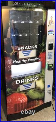 Hy900 Combo Soda / Snack Vending Machine Great Condition Hy900 Combo Soda / Snack Vending Machine Great Condition