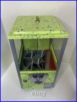 Lime Green Oak 2 Capsule Toy Vending Machine 50 Cent Vend (Working) Keys