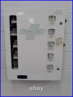 Medicine Vending Machine Medical supplies, Pills, Condoms adjustable pricing