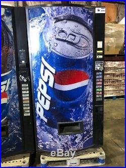 Pepsi Vendo 480-8 Soda Vending Machine WithBill & Coin Acceptor