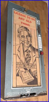 RARE ESCO Chicago USA 1950 2 Cent Coin Vending Machine WithDisplay, Cards RARE ESCO Chicago USA 1950 2 Cent Coin Vending Machine WithDisplay, Cards