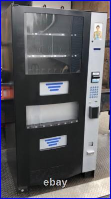 Rs900 Combo Soda / Snack Vending Machine Great Condition Rs900 Combo Soda / Snack Vending Machine Great Condition