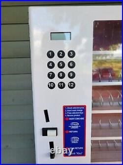 Seaga SL 3000 Vending Machine Slim Coin Op UNTESTED