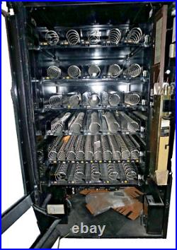 Snack Shop 4700 D301 36 Slot Analog Coin Operated Vending Machine
