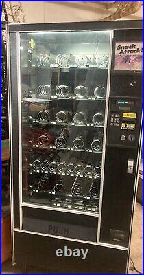 Snack Vending Machine/ Automatic Products Snack Shop A121