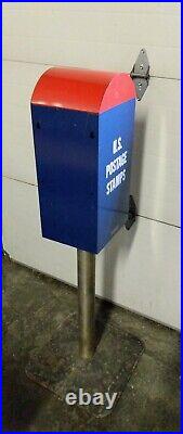 US Postal Service 25¢ Postage STAMP MACHINE Model# S70-2 Coin Operated +KEYS