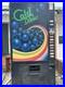 Used-Royal-376-8-Soda-Vending-Machine-01-ua