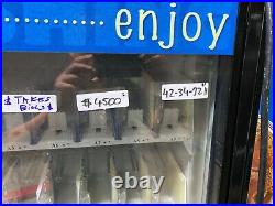VENDING Automatic Products Takes $ Bills or Coins MACHINE Refrigerated 500 Cans