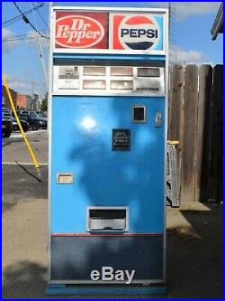 VINTAGE PEPSI Dr. Pepper COIN OPER VENDING MACHINE 1970s 1980's
