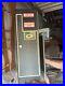 Vending-machine-coin-changer-vintage-01-uy