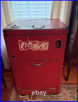 Vintage 1950's Vendo Model A23E Coca Cola coin operated Vending Machine, Spin Top