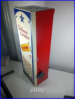 Vintage 1950s Star Delicious Candy 5 Cent Coin Operated Vending Machine