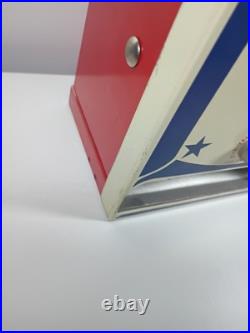 Vintage 1950s Star Delicious Candy 5 Cent Coin Operated Vending Machine