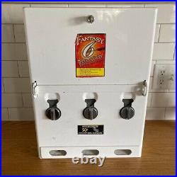 Vintage -1970's Restroom Condom Vending Machine Coin Op Bathroom Dispenser withKEY
