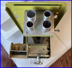 Vintage 50 cent Standard Change Makers Coin Machine