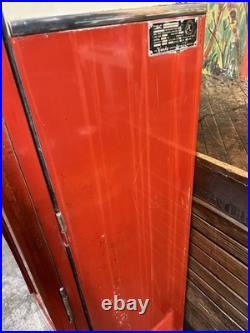 Vintage C. 1950 Coca Cola Vendo 110 Vending Machine Coin Operated Coke 7up Pepsi Vintage C. 1950 Coca Cola Vendo 110 Vending Machine Coin Operated Coke 7up Pepsi