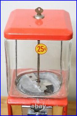 Vintage Parkway Northwestern Gumball Candy Vending Coin Machine red with Key