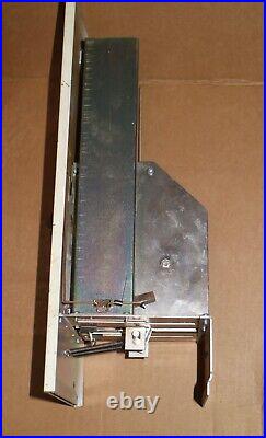 Vintage Postage Stamp Metal Wall Dispenser Vending Machine 25 Cents Coin-op