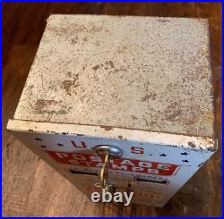 Vintage USPS US Mail Postage Stamp Machine Dispenser Coin 25/25 Cent Vending