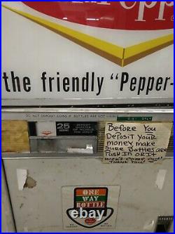 Vintage Vendorlator VF110D-A Dr. Pepper Coin Operated Vending Machine RUNS