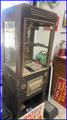 WORKING Woody Wood Pecker Pachinko Machine, Slot Coin Op Vending Gas Oil Sign