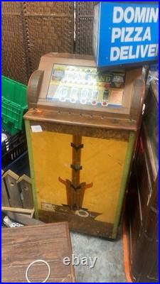 WORKING Woody Wood Pecker Pachinko Machine, Slot Coin Op Vending Gas Oil Sign