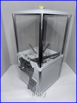 White A&A Northwestern 2 Capsule Toy Bulk Vending Machine 50cent Vend Withkeys